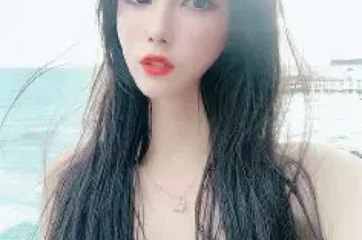 最近抖音火爆的网红被扒黑历史小编觉得抖音还是需要些正能量的东西